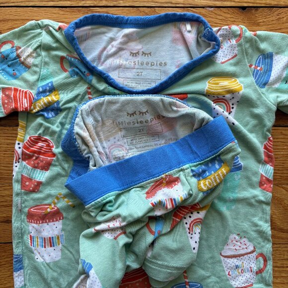 Little Sleepies Two-Piece Pajama Set (Shorts) in Love You a Latte Size 2T - Picture 8 of 9